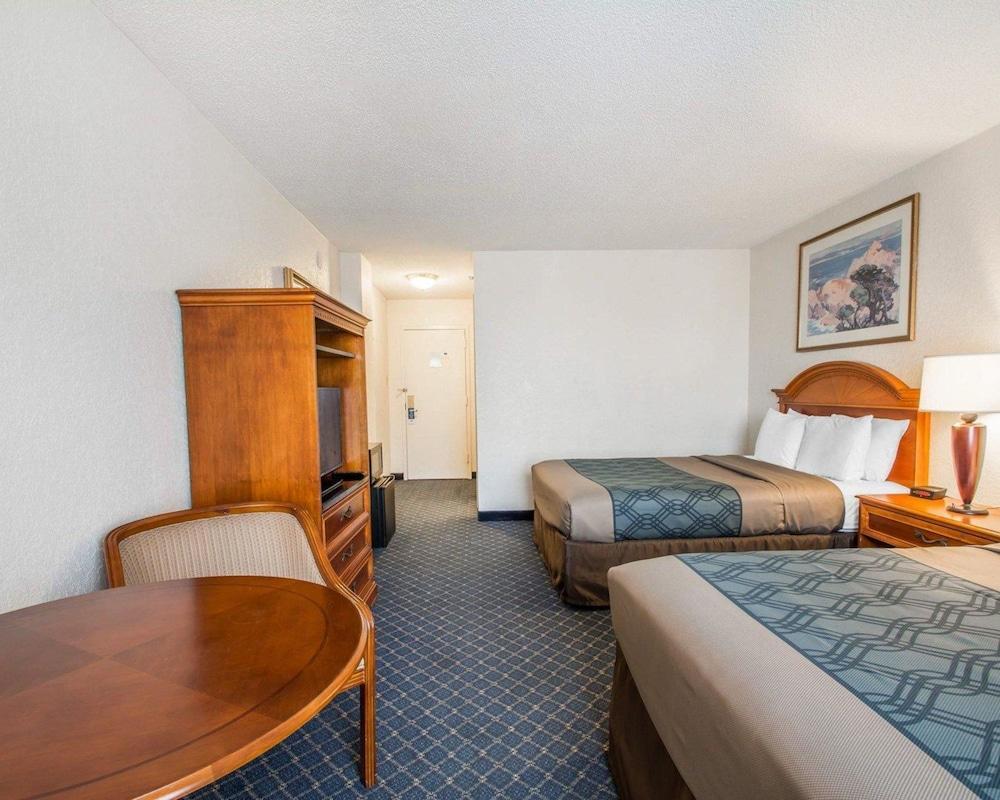 North Miami Beach Gardens Inn & Suites (Adults Only) Extérieur photo